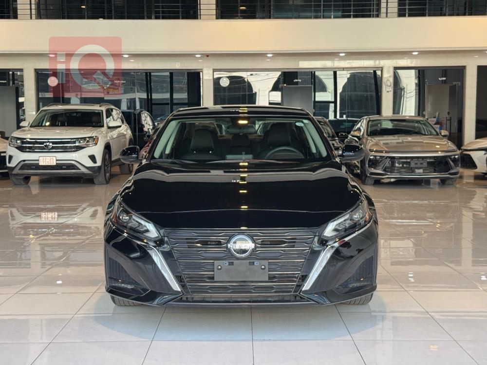 نیسان ئەلتیما